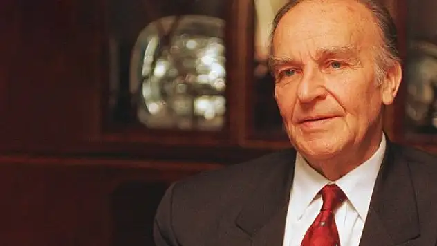 Aliya İzzetbegoviç vefatının 22'nci yılında anıldı