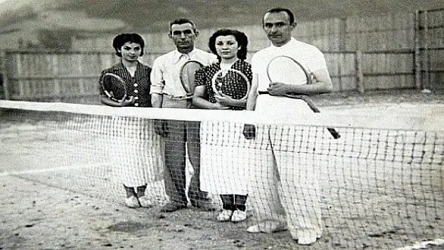 Türkiye'nin ilk tenis  kortu İstanbul'da açıldı