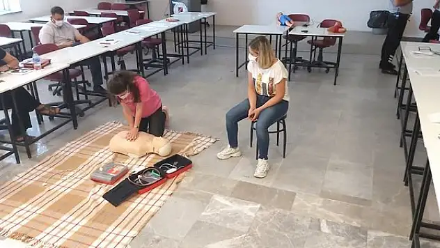 KTÜN'de ilk yardım  eğitimi verildi