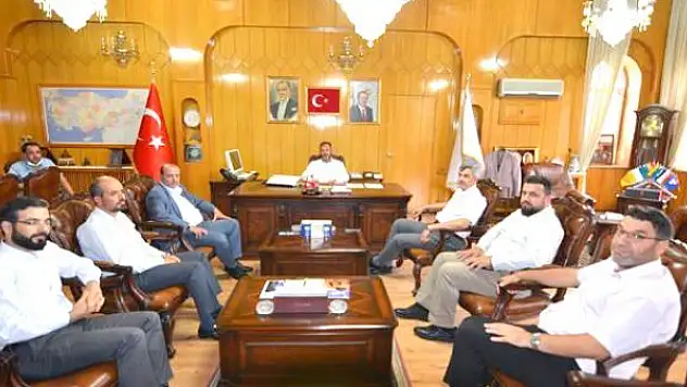 Öge, Merkez Cami imam  hatipleriyle toplantı yaptı