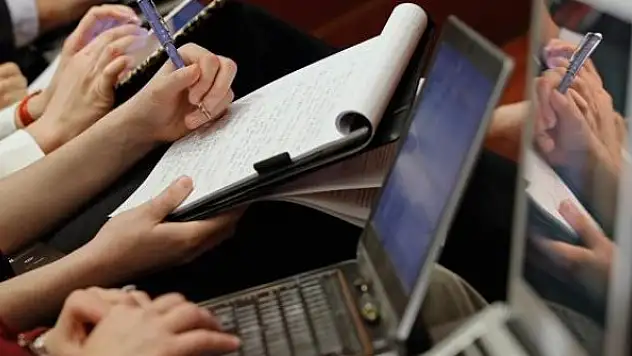 Brezilya'da COVID-19'dan 300 gazeteci hayatını kaybetti