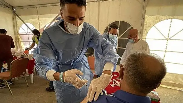 Dünya genelinde 4 milyar 720 milyon dozdan fazla Kovid-19 aşısı yapıldı