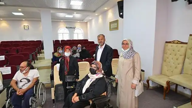 Engelli bireyler taleplerini  Müftü Öge'ye iletti