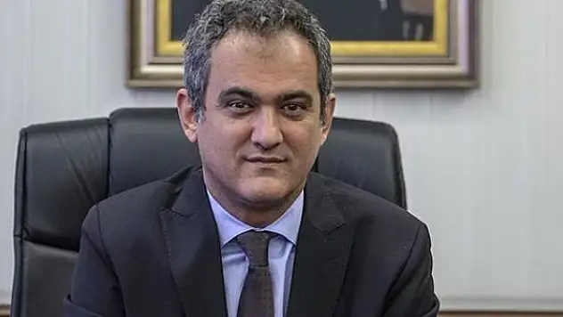 Bakan Özer: Afet bölgelerinde okullar yeni döneme hazır olacak