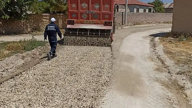 Çumra'da yol  çalışmaları sürüyor