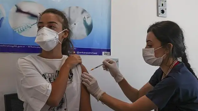 15 yaş ve üstündekilerin aşılanması sürüyor