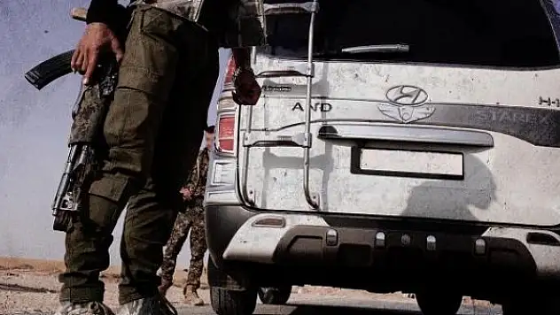 Terör örgütü PKK/YPG Rakka'da 28 genci alıkoydu