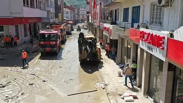 Bozkurt'ta sel felaketinin yaralarını sarmak için çalışmalar devam ediyor