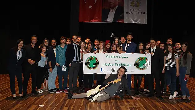 Amerikalı müzisyen Allen Hulsey Konya'da