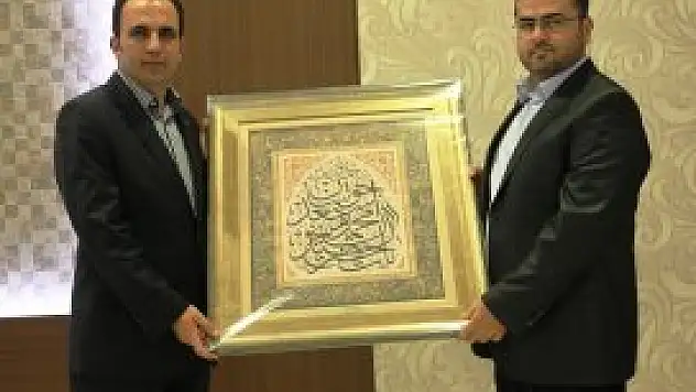 Başkan Altay'dan gençlere tavsiyeler