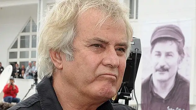 Sanatçı Tarık Akan talimatla ifade verdi