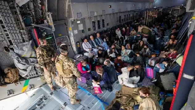 Almanya Afganistan'daki tahliyelerini tamamladı