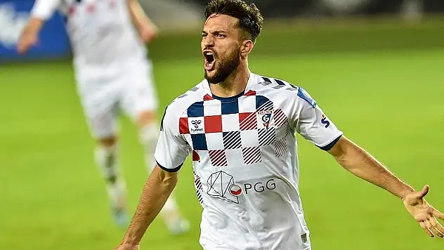 Konyaspor, forvet transferini yaptı! İspanyol golcü Konya'ya geliyor
