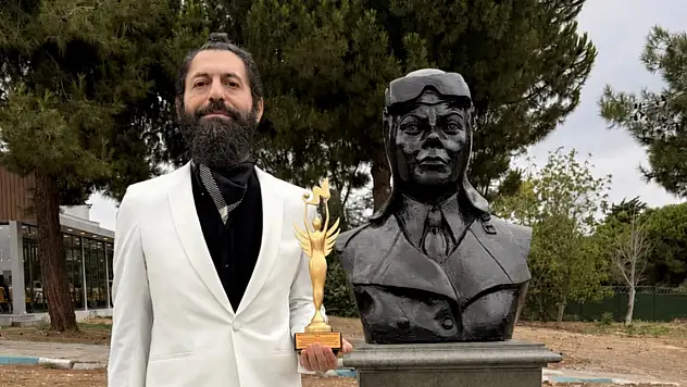 Akif Manaf Sağlık ve Barış Ödülü Sabiha Gökçen'e ithaf edildi