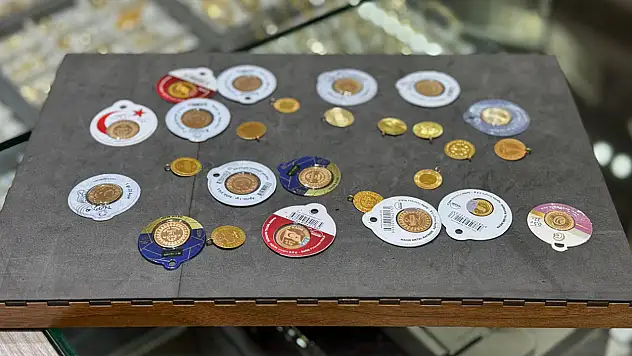Altın fiyatlarında gerileme: Gram altında güncel fiyatlar (28 Nisan 2026)