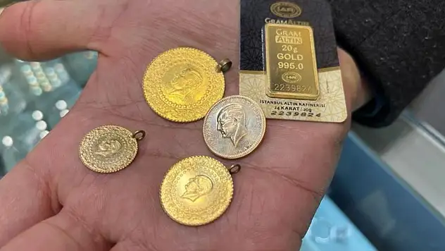 Altın fiyatlarında kritik hafta: Gram altın yeni güne nasıl başladı?