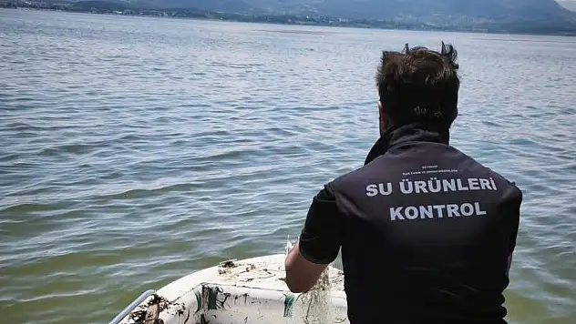Beyşehir Gölü'nde av yasağının kalkmasına saatler kala operasyon