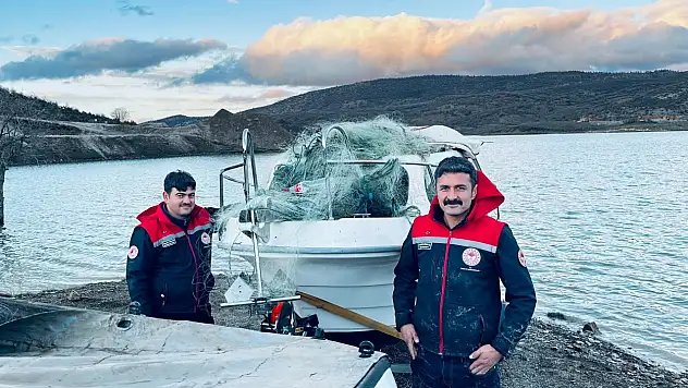 Bozkır'da kaçak avcılığa geçit yok: Çağlayan Barajı'nda ağlar toplandı