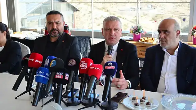 Cumhurbaşkanı Başdanışmanı Oktay Saral görevinden istifa etti!