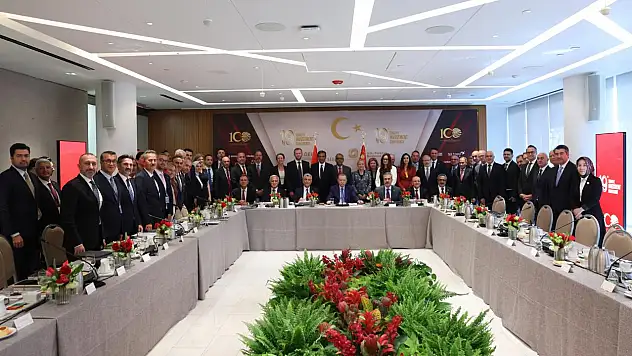 Cumhurbaşkanı Erdoğan New York'ta küresel iş dünyası temsilcileriyle bir araya geldi!