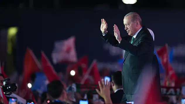 Cumhurbaşkanı Erdoğan: Türkiye için aşkla çalışmayı sürdüreceğim