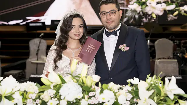 Demir ve Esen ailelerinin mutlu günü