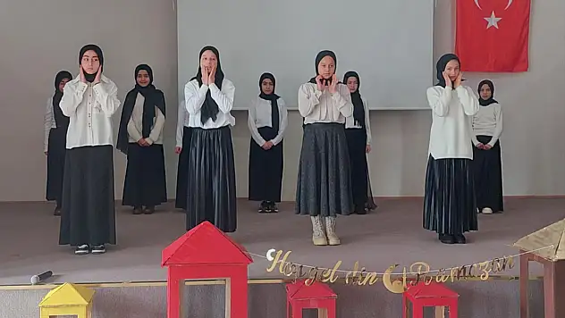 Derbent'te üç aylar coşkusu: Öğrencilerden Veda Hutbesi oratoryosu