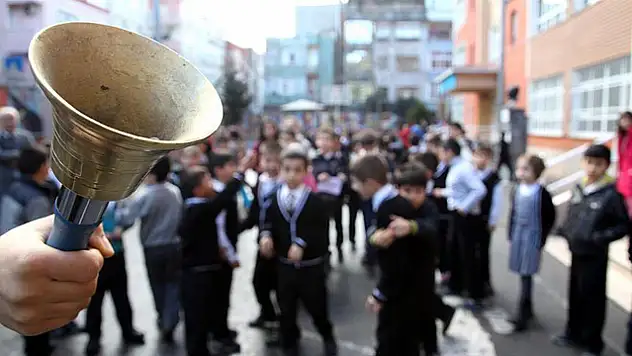 Ders zili yeniden çaldı: Öğrenciler ikinci döneme başladı