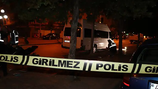 Gece yarısı acı kaza: 2 gence mezar oldu