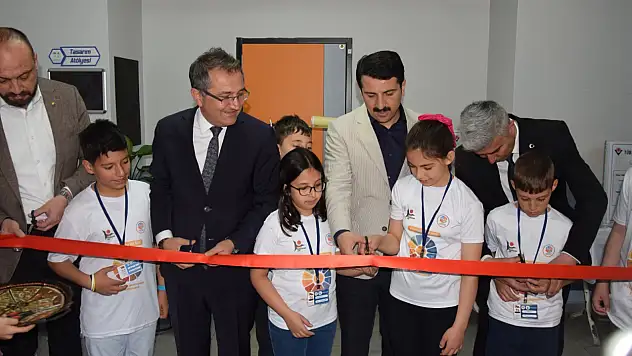 Genç yetenekler projelerini sergiledi: Karapınar BİLSEM'de TÜBİTAK bilim şöleni