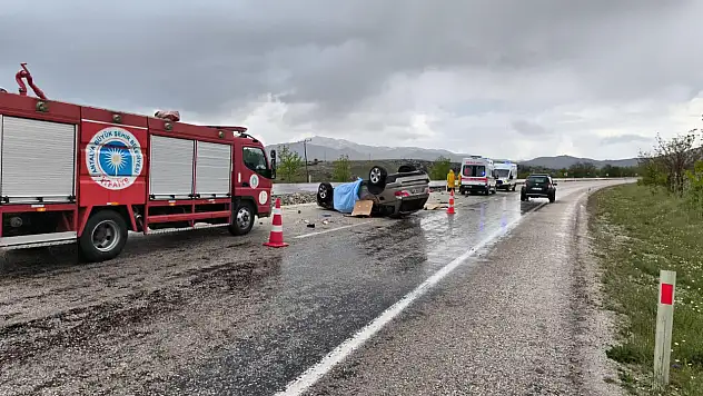 İki ayrı feci kaza: 4 kişi hayatını kaybetti, 2 kişi yaralandı