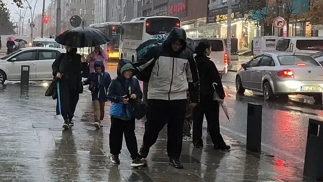 İstanbul'da eğitime 1 gün ara verildi