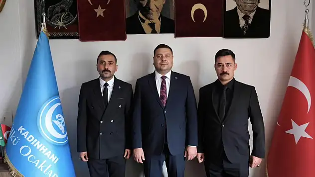 Kadınhanı Ülkü Ocakları'nda görev değişimi: Ahmet Mutlu görevi devraldı