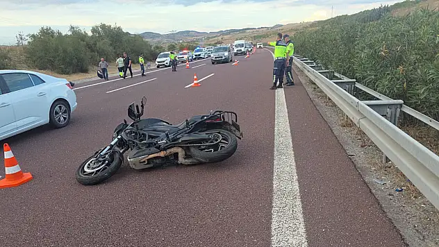 Kamyona çarpan motosiklet sürücüsü hayatını kaybetti