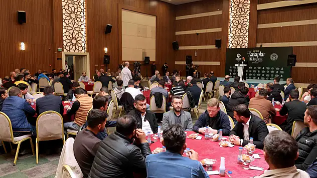 Karatay Belediyesi kurban kesim alanlarını hazırladı: 5 büyük pazarda gece mesaisi yapılacak