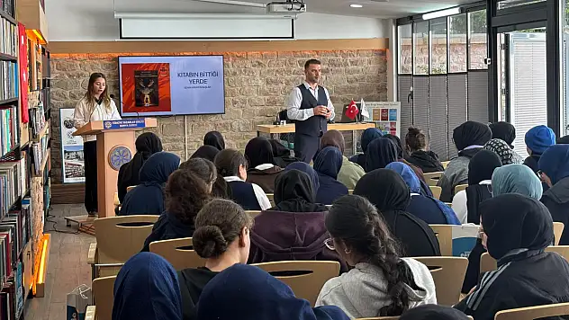 Karatay'da edebiyat rüzgarı: Geleceğin yazarları Teneffüs Buluşmaları'nda bir araya geldi