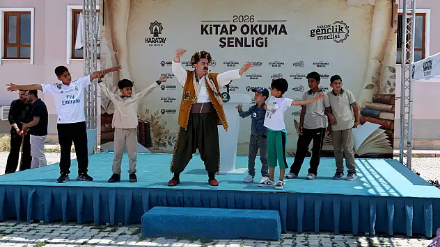 Karatay'da kitap şenliği: 3 bin 840 öğrenci katıldı