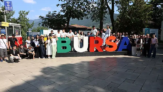 Konya Büyükşehir Belediyesi 'Genç Seyyah Bursa' gezilerini başlattı