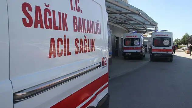 Konya'da cip devrildi, motosikletler çarpıştı: Yaralılar var