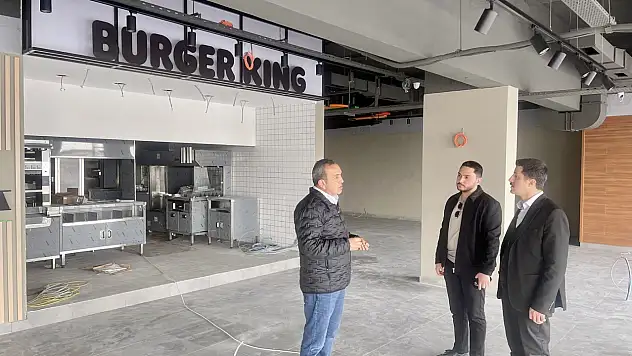 Konya'da kaymakamın ziyareti olay oldu! Paylaşımı sildiler
