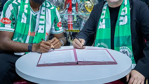 Konyaspor 3 transferde sona yaklaştı