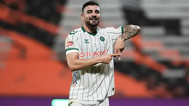 Konyasporlu Adil Demirbağ transferi kafa karıştırıyor