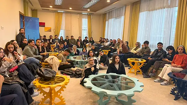 Meram Belediyesi ve NEÜ'den iş birliği: Gençler için 2027 vizyonu!
