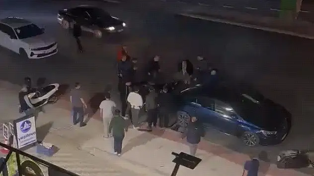 Otomobil ile motosiklet çarpıştı: 2 yaralı
