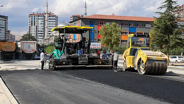 Selçuklu'da asfalt çalışmaları devam ediyor
