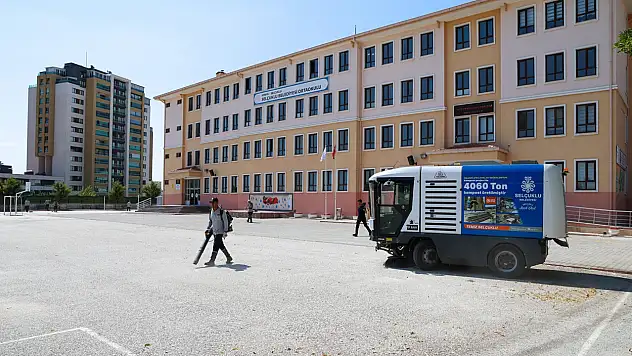 Selçuklu'da okullar yeni eğitim dönemine tertemiz hazırlandı