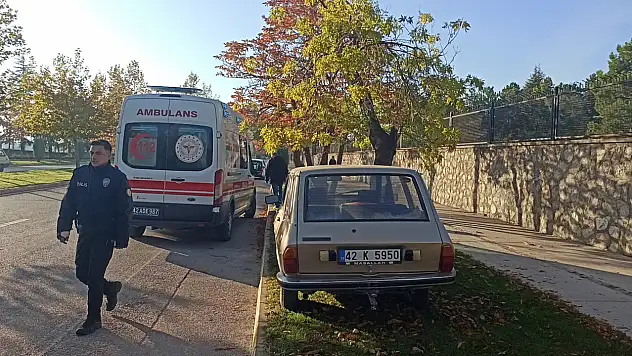 Seydişehir'de peş peşe kazalar: Otomobil ağaca çarptı, minibüsle motosiklet çarpıştı