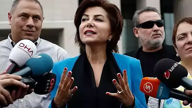 Sıcak gelişme...Gazeteci Sedef Kabaş gözaltına alındı