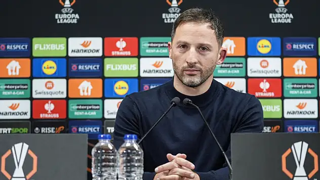 Son dakika: Fenerbahçe'de Domenico Tedesco ve Devin Özek ile yollar ayrıldı