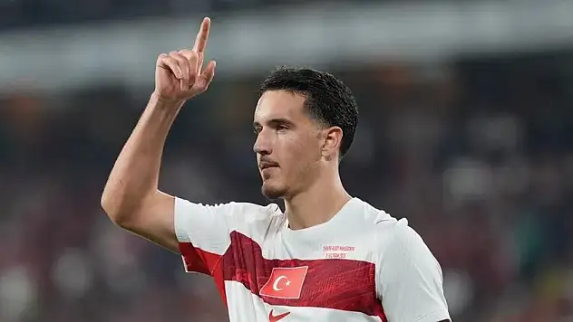 Son dakika: Galatasaray Deniz Gül transferini KAP'a bildirdi